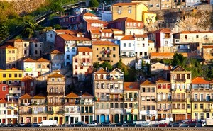 Porto City, Portugal Navi mieten discount24
